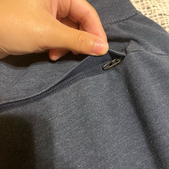 Lululemon men shorts - Picture 4 of 4